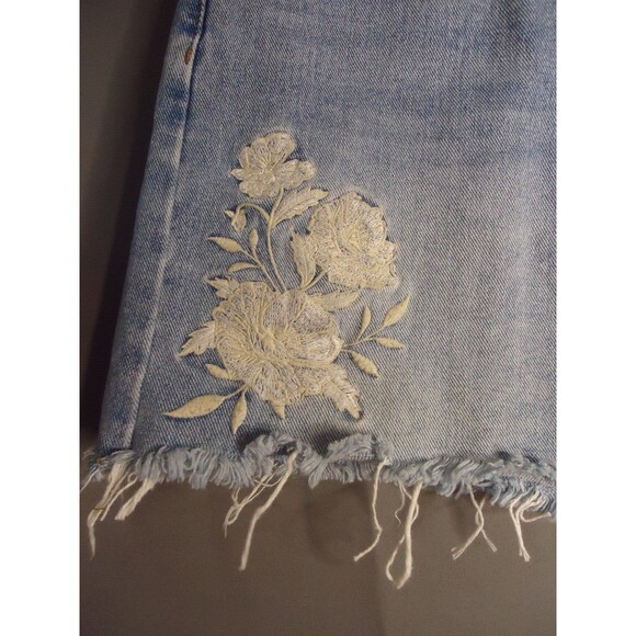 PacSun Medium Wash Denim Mini Skirt Womens 27 Embroidered Floral Raw Hem - Picture 6 of 9